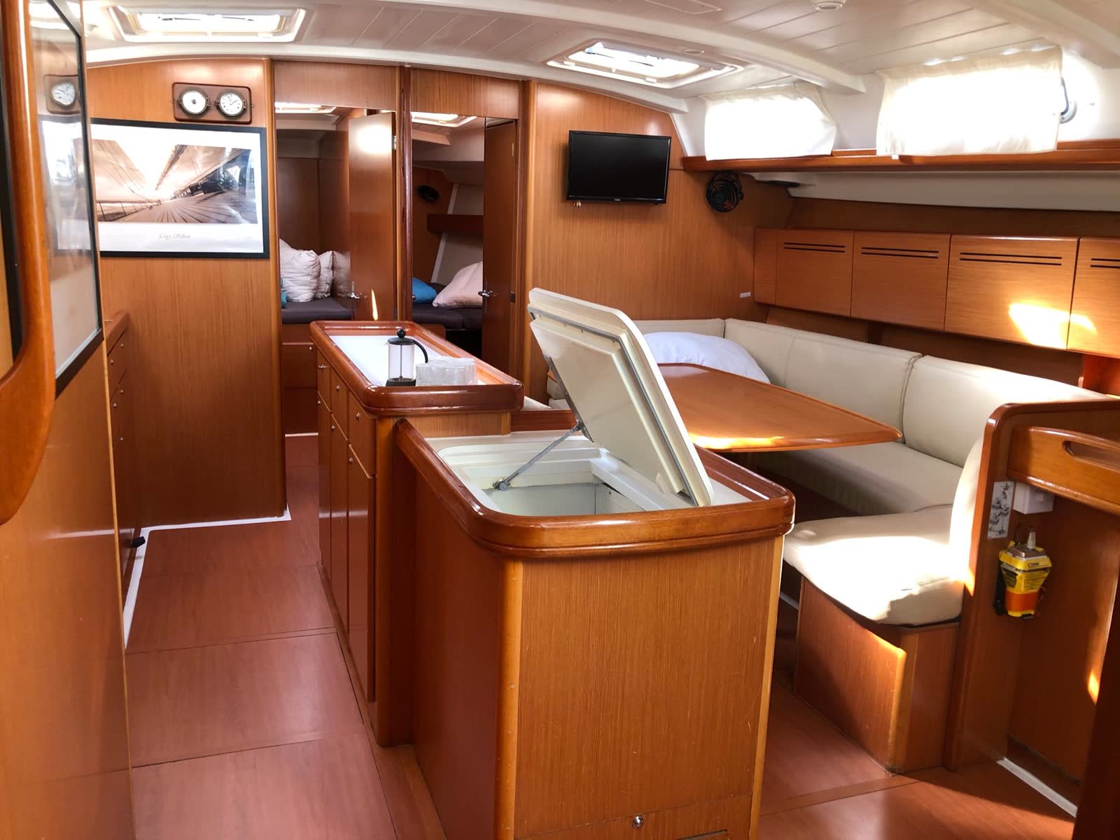 Beneteau Cyclades 50.5, photograph 11