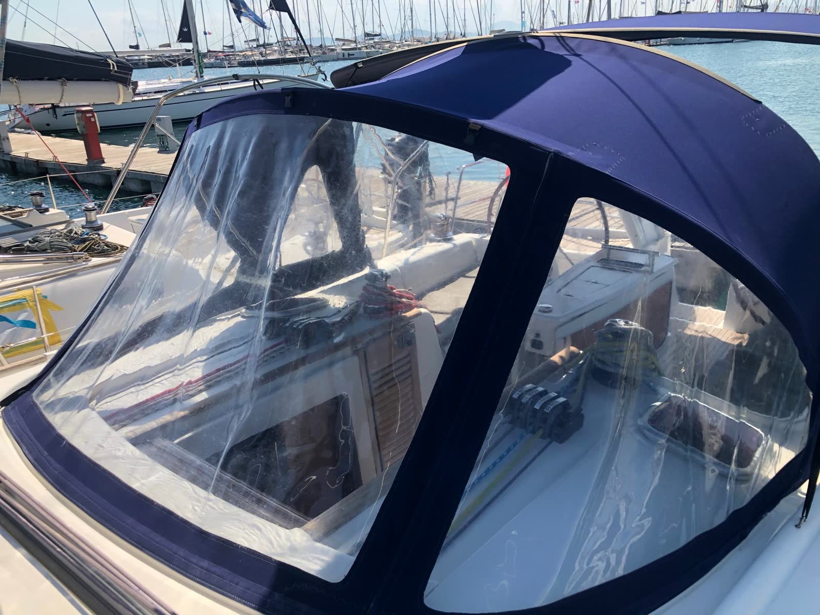 Beneteau Oceanis 43, photograph 6