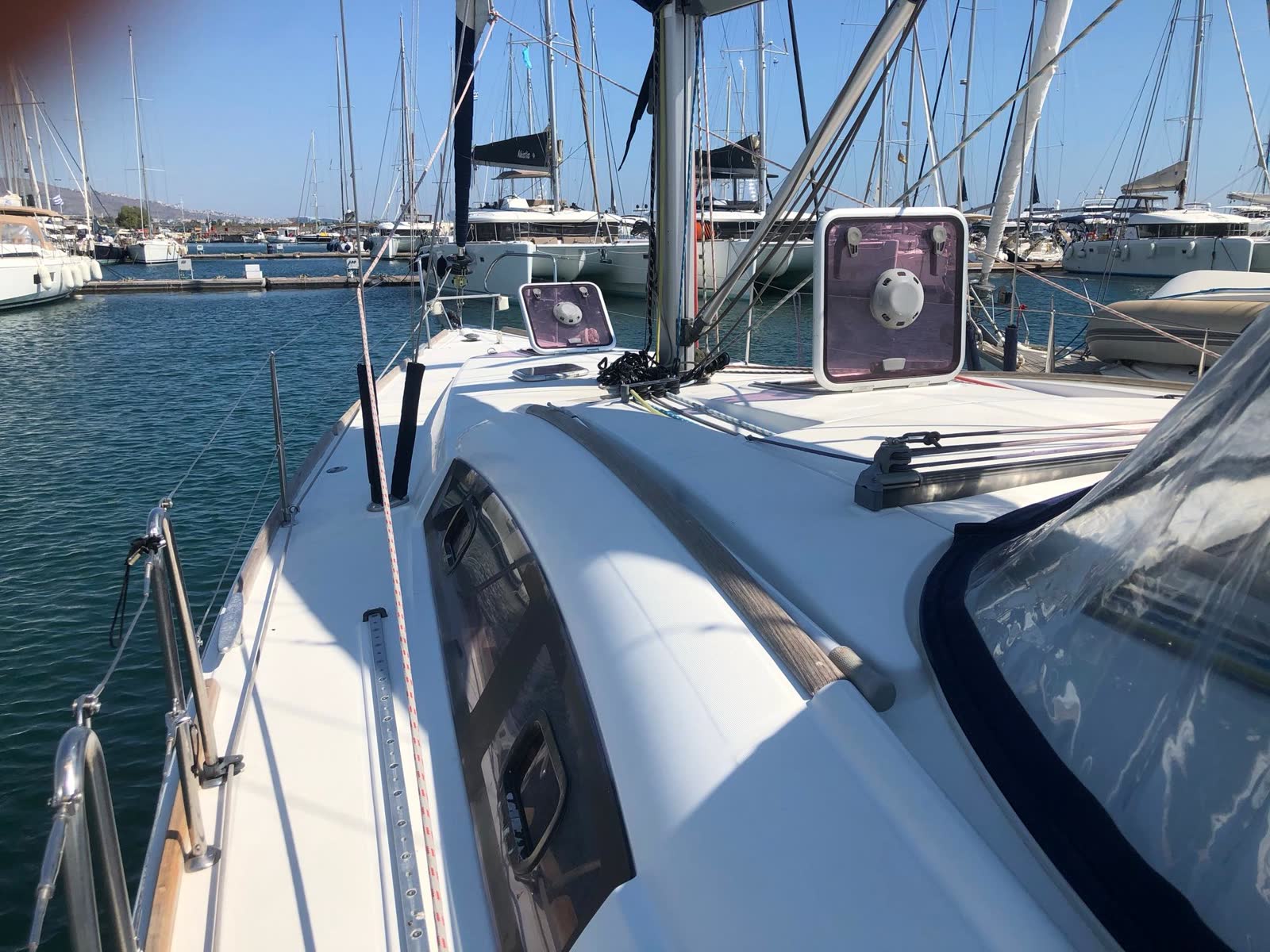 Beneteau Oceanis 43, photograph 7
