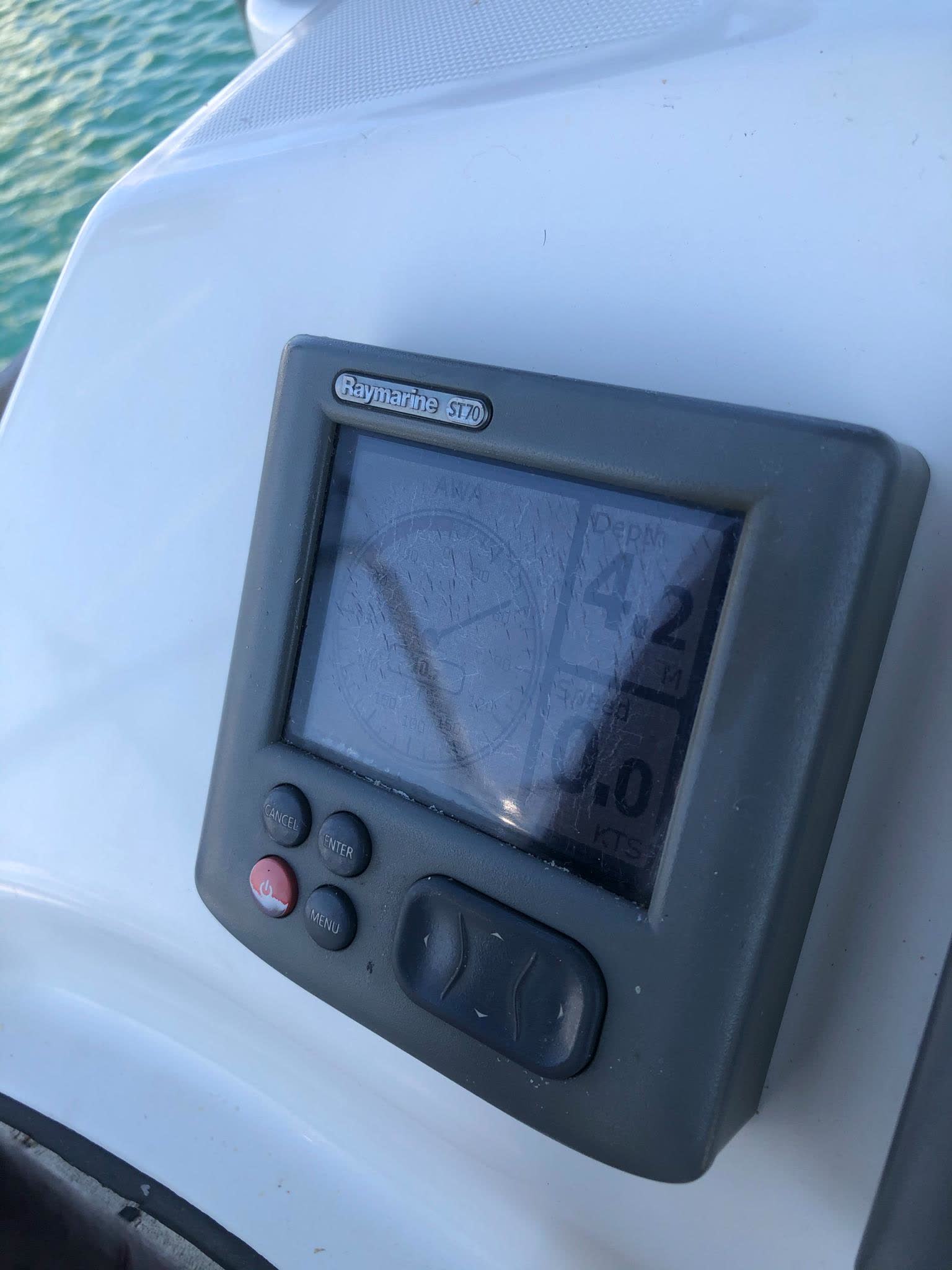 Beneteau Oceanis 43, photograph 11
