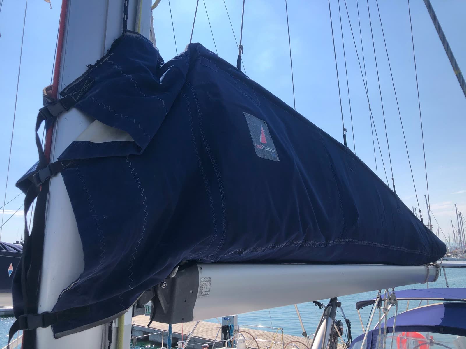 Beneteau Oceanis 43, photograph 16