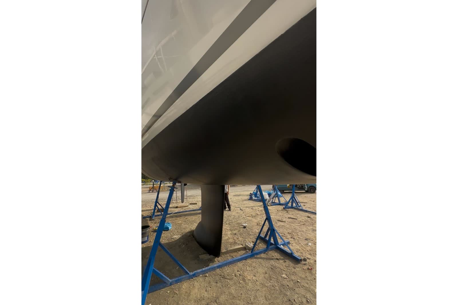 Beneteau Oceanis 43, photograph 23