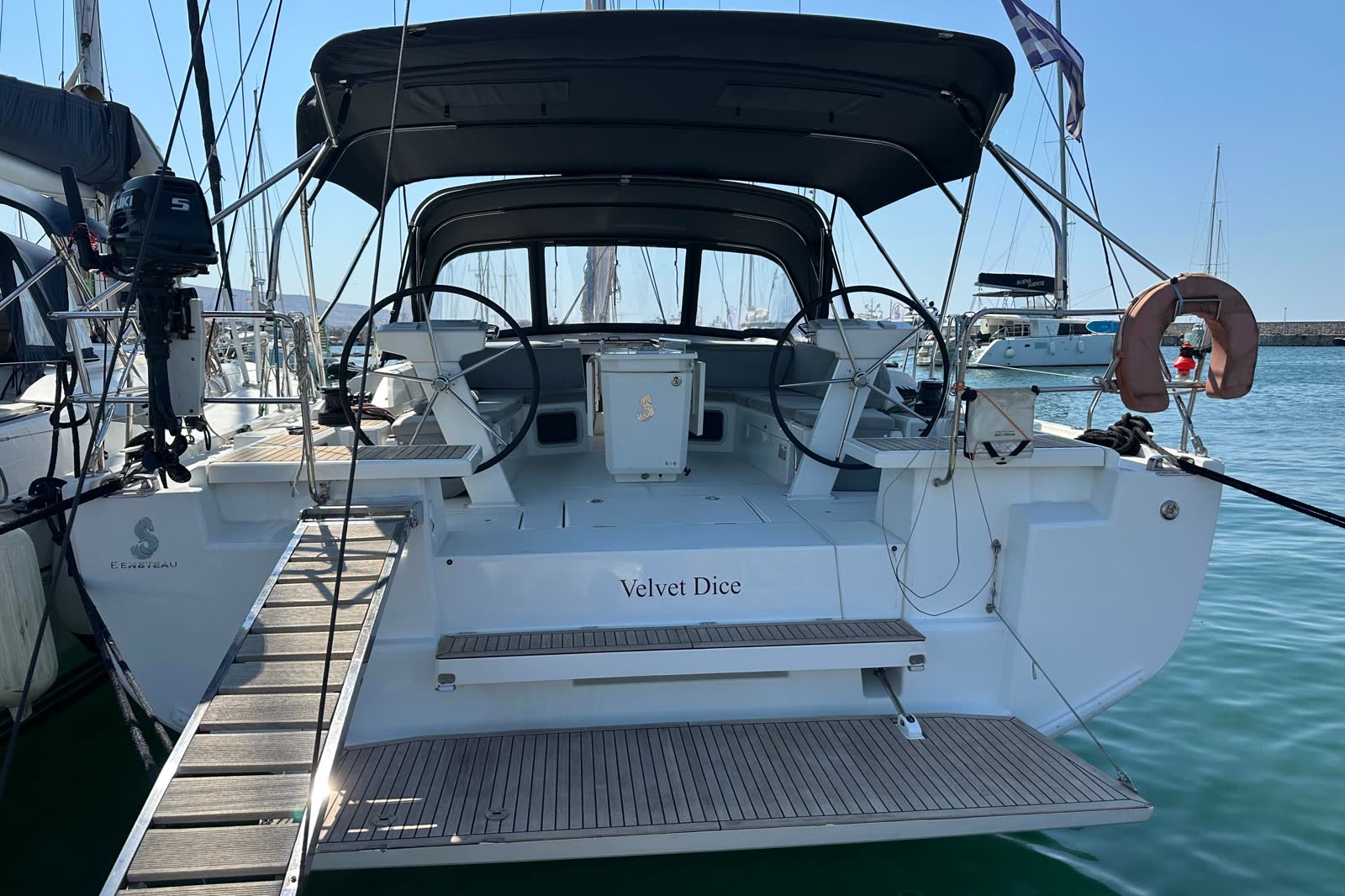 Beneteau Oceanis 51.1, photograph 10
