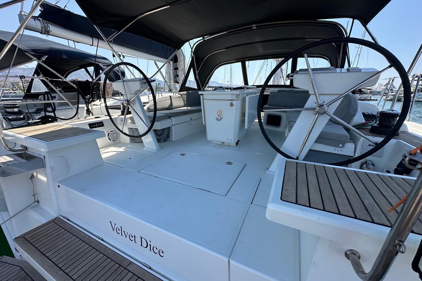 Beneteau Oceanis 51.1, photograph 15
