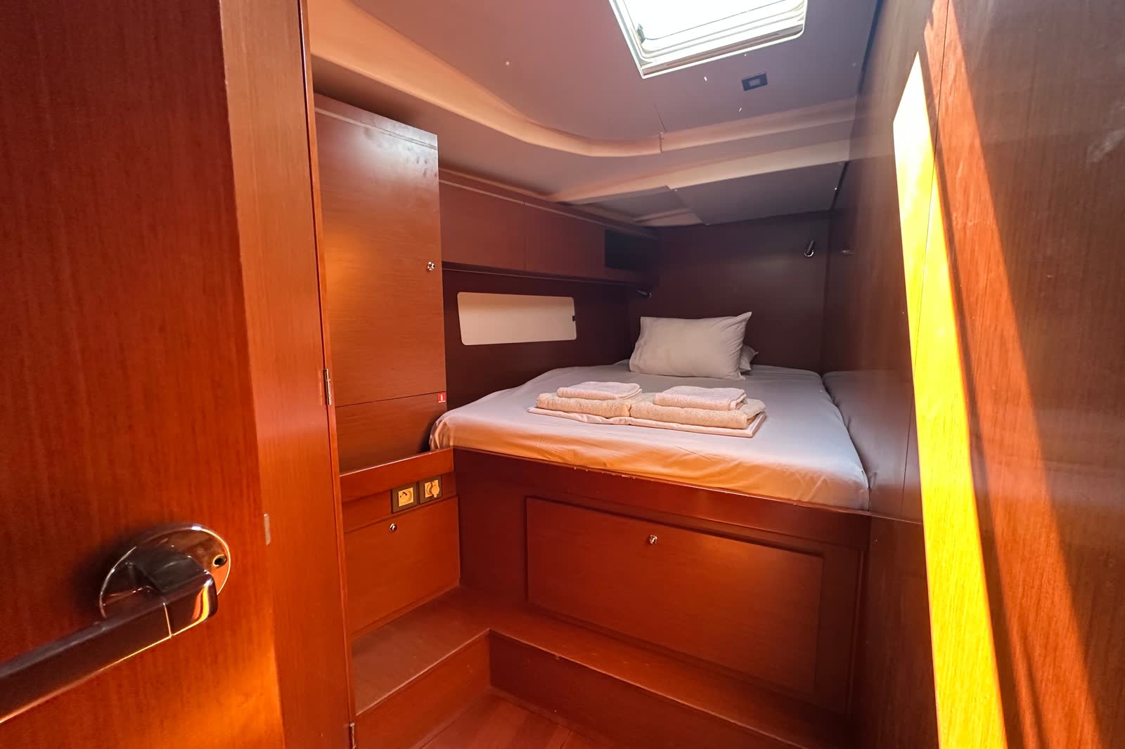 Beneteau Oceanis 51.1, photograph 22
