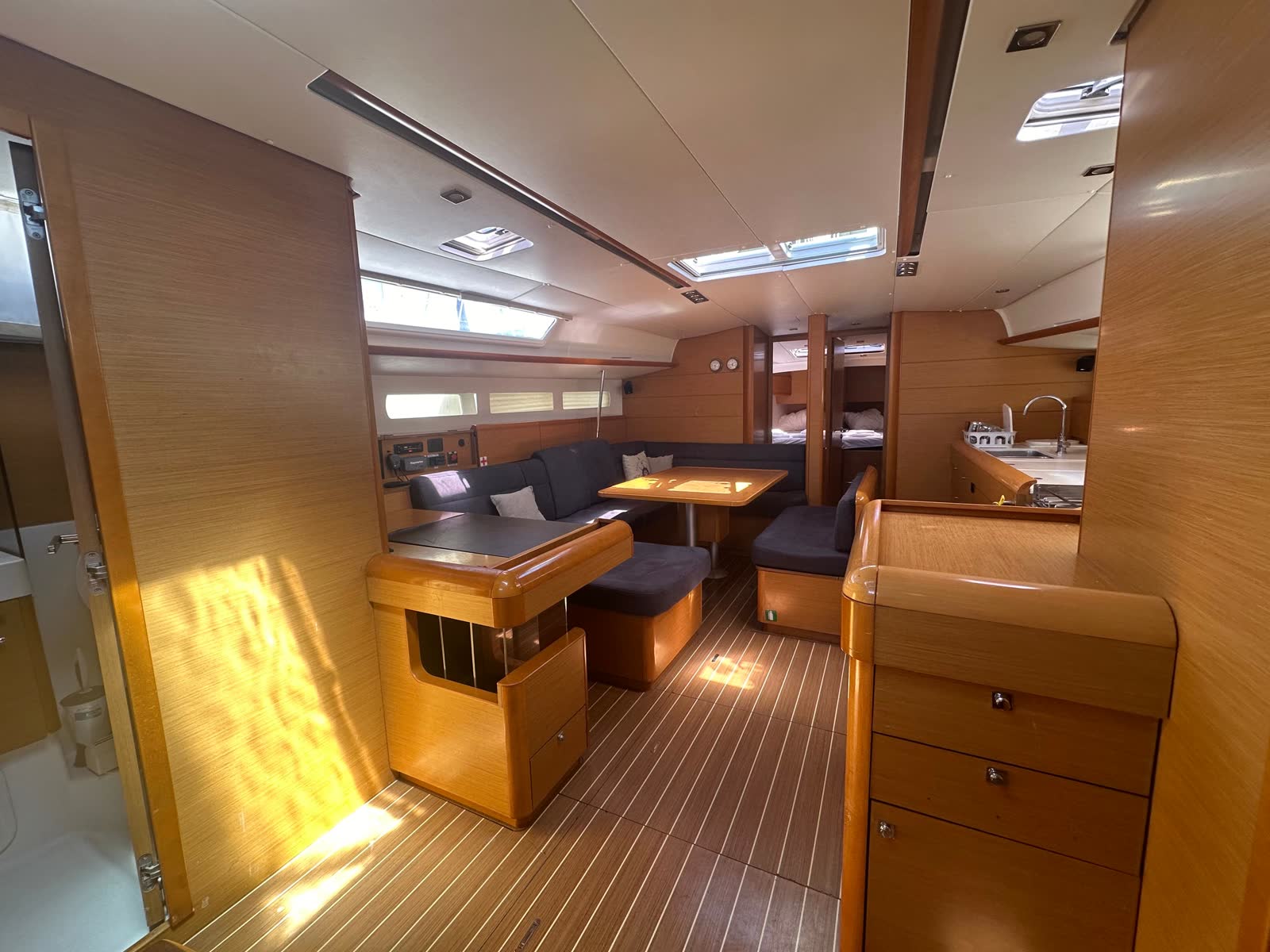 Jeanneau Sun Odyssey 509, photograph 13
