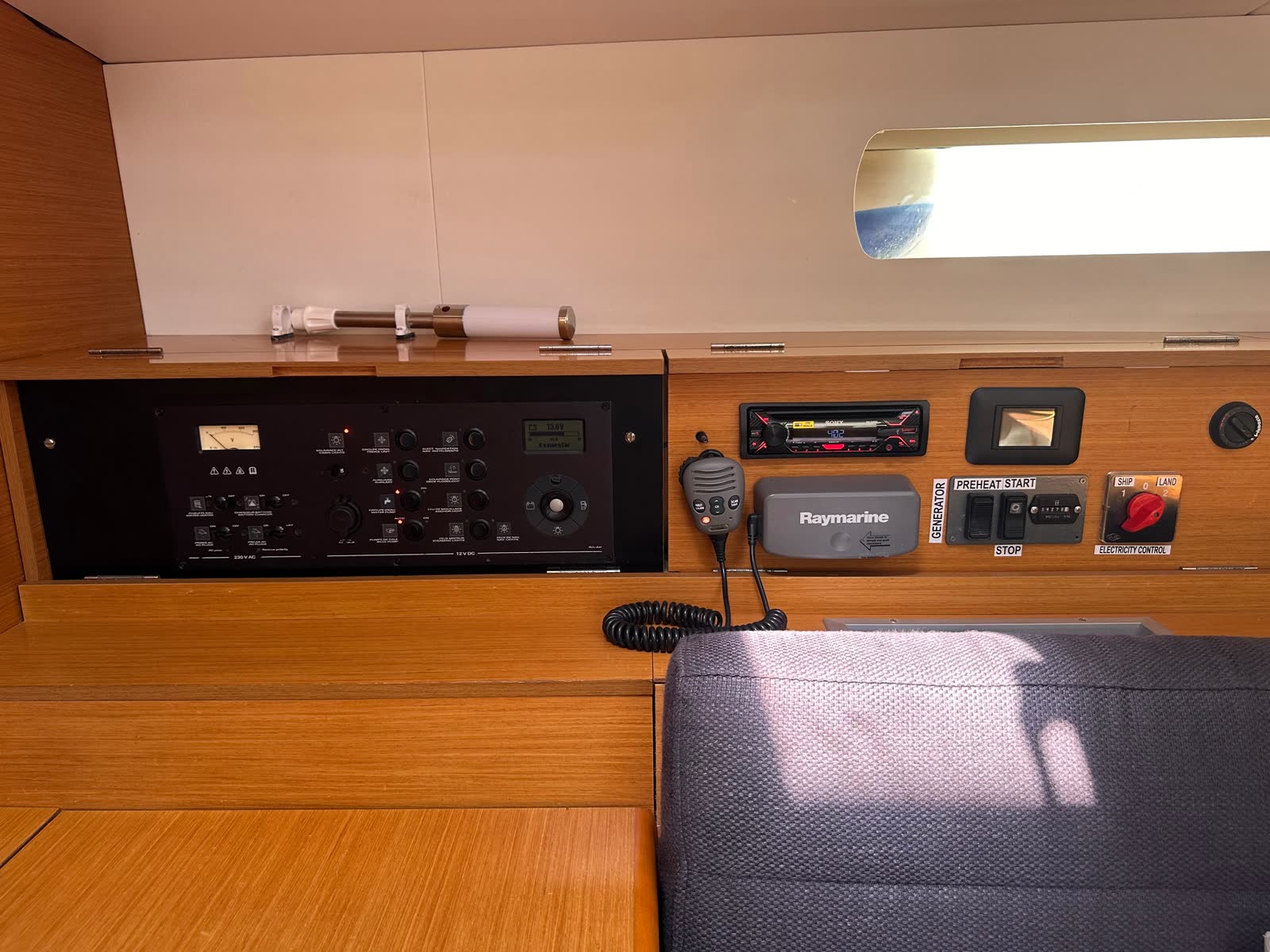 Jeanneau Sun Odyssey 509, photograph 14