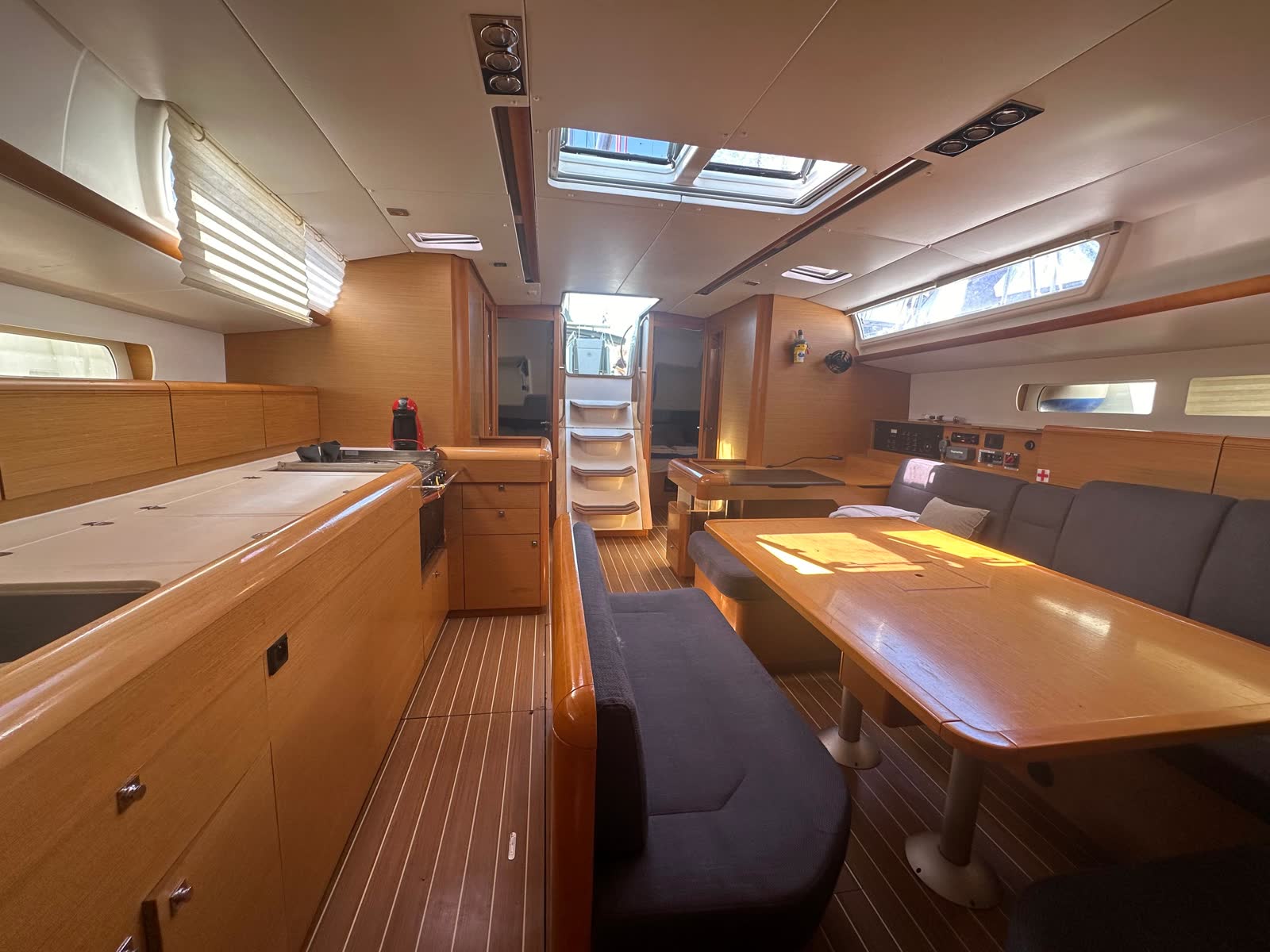 Jeanneau Sun Odyssey 509, photograph 15