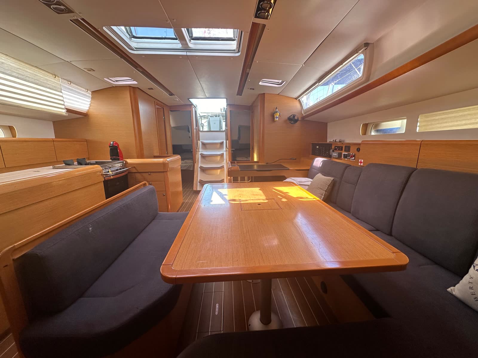 Jeanneau Sun Odyssey 509, photograph 16